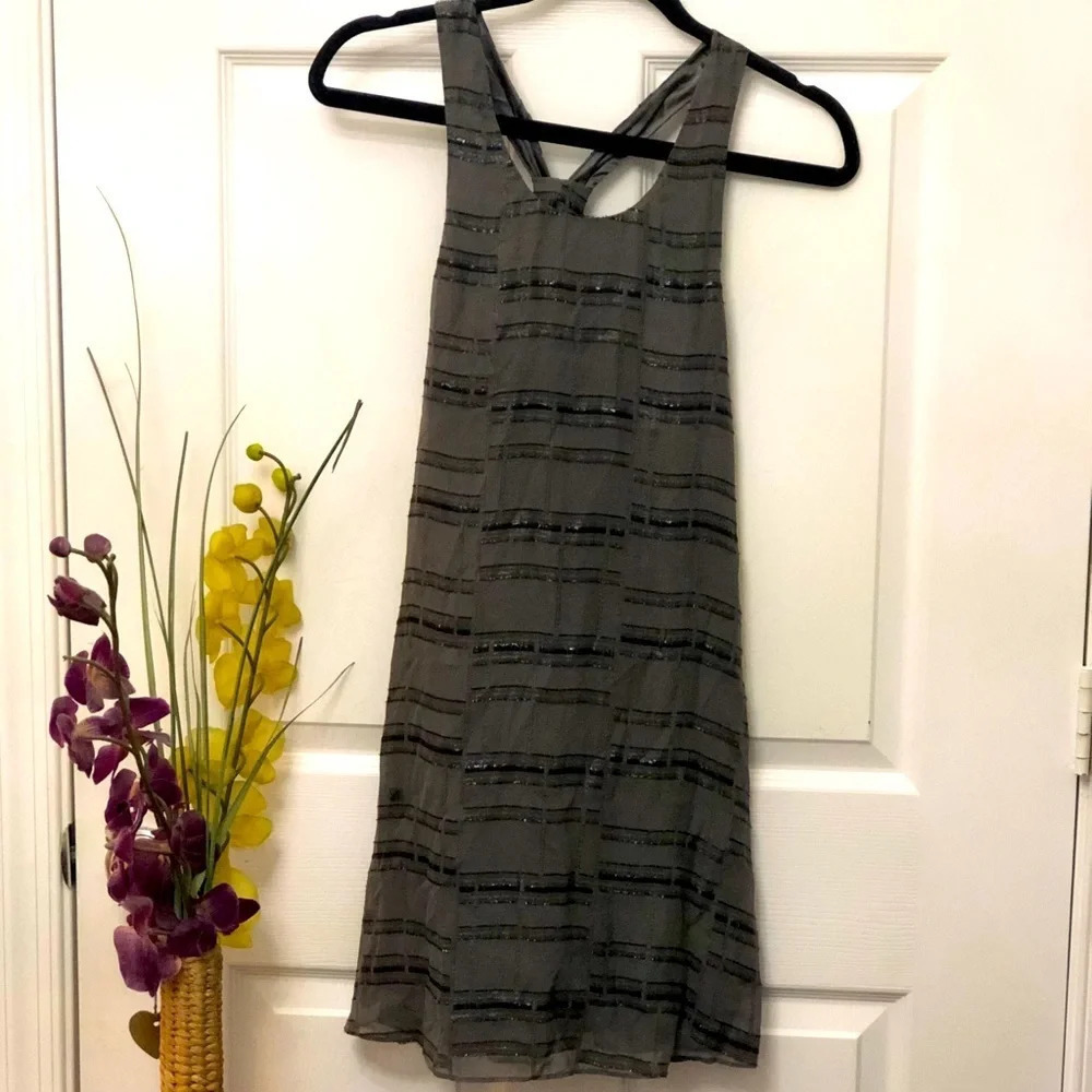 - New! Alice + Olivia Dress!! Silver size 2